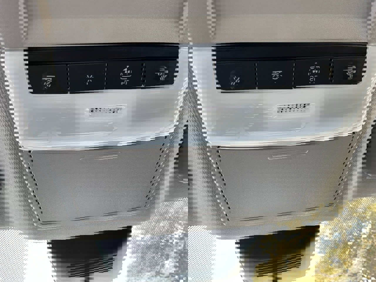 Used 2025 Nissan Sentra S image 30