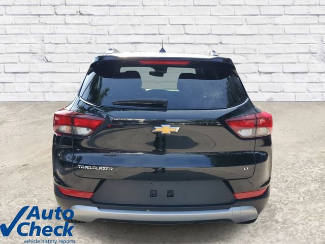 Used 2023 Chevrolet TrailBlazer LT w/ Convenience Package FWD image 3