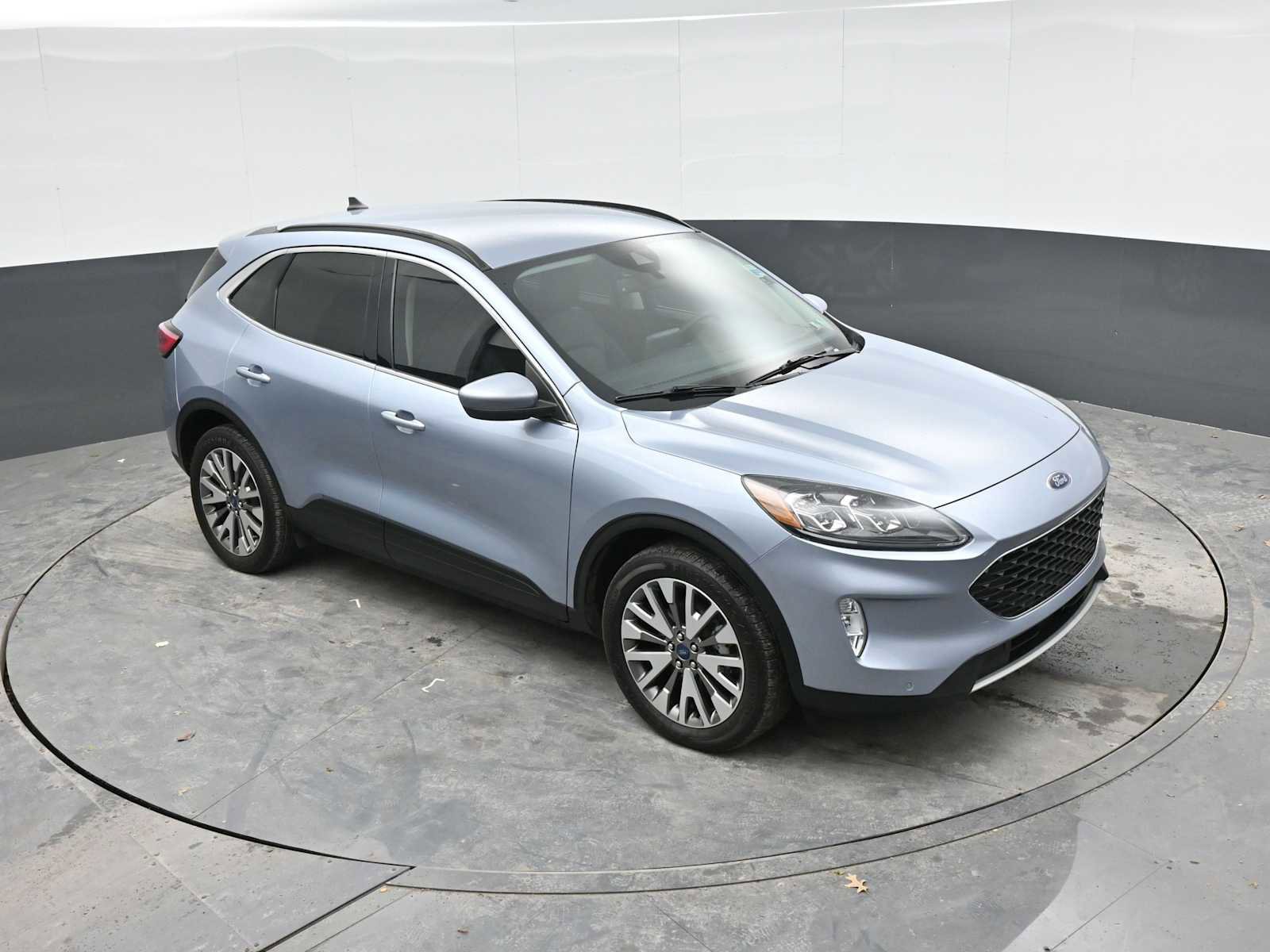 Used 2022 Ford Escape Titanium AWD/4WD image 36