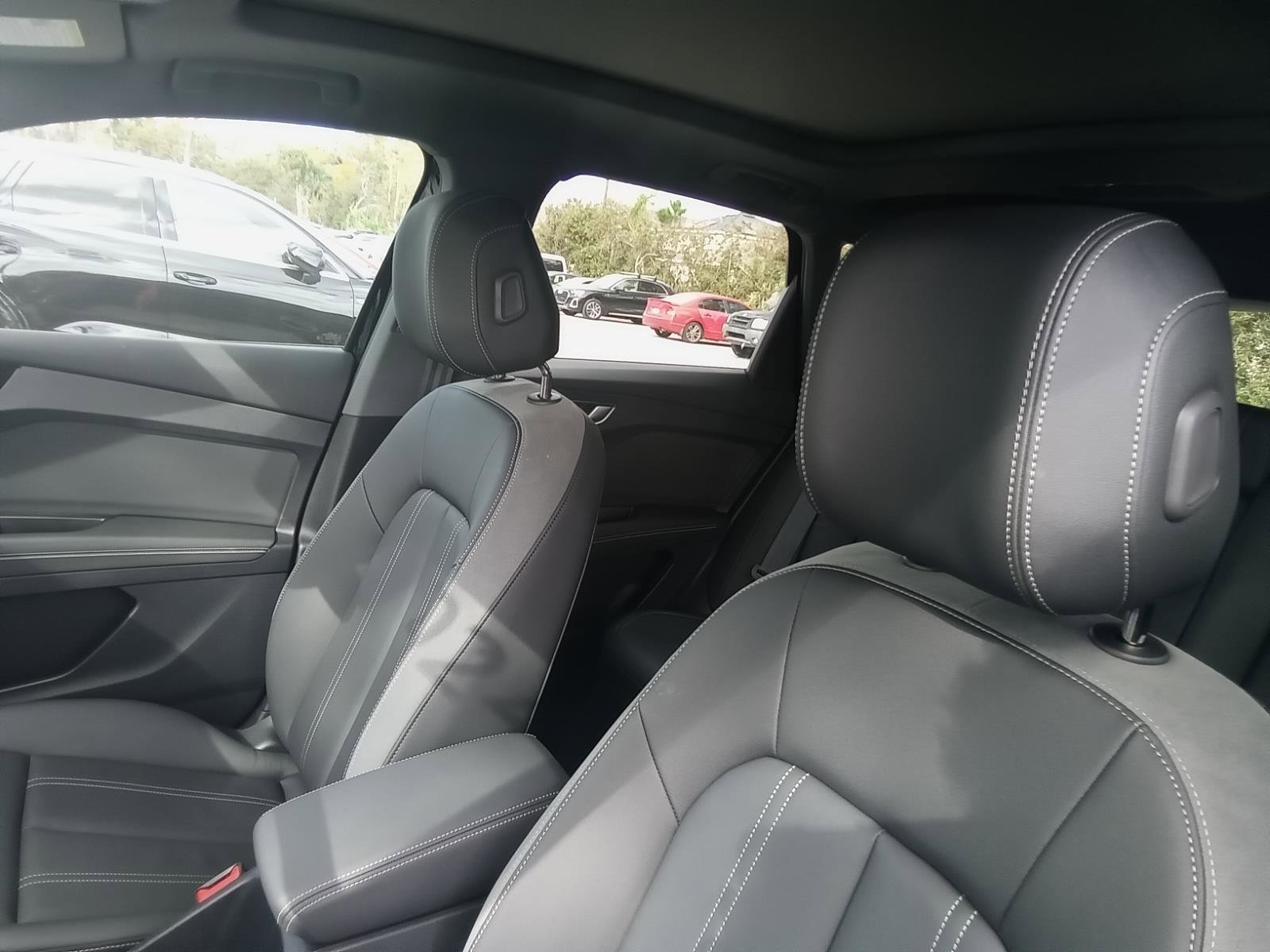 Used 2024 Audi Q4 e-tron Premium Plus w/ Premium Plus image 19