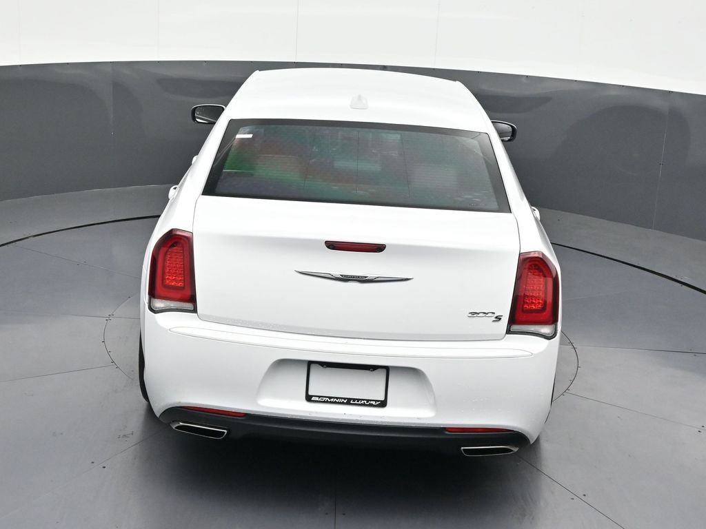 Used 2020 Chrysler 300 S image 18