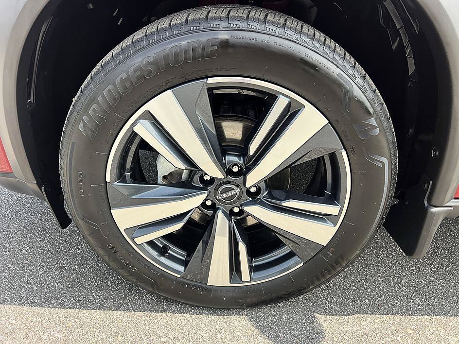 Certified 2023 Nissan Rogue SL w/ SL Premium Package FWD image 9