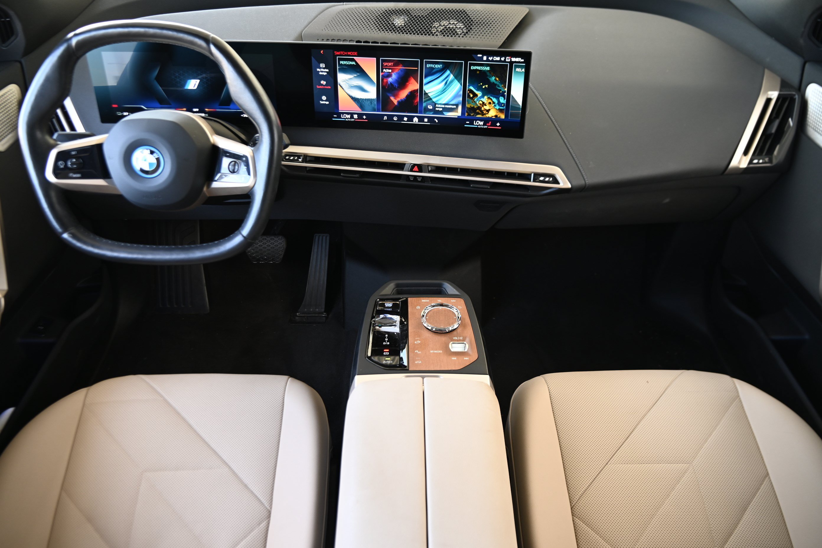 Certified 2024 BMW iX M60 AWD/4WD image 15