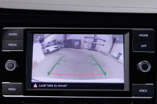 Used 2022 Volkswagen Jetta S image 30