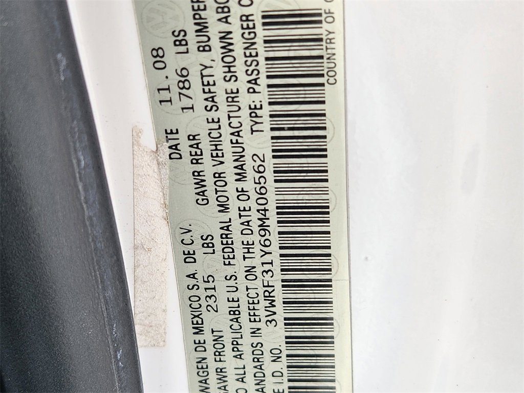 Used 2009 Volkswagen Beetle S image 20