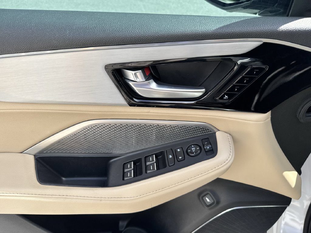 Used 2022 Acura MDX FWD image 40