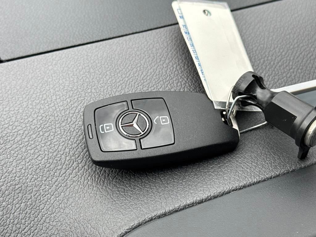 New 2025 Mercedes-Benz Sprinter 2500 image 28