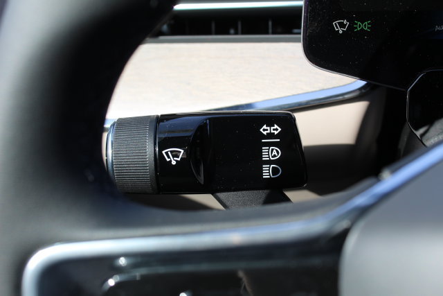 New 2026 Volvo EX90 Ultra AWD/4WD image 16