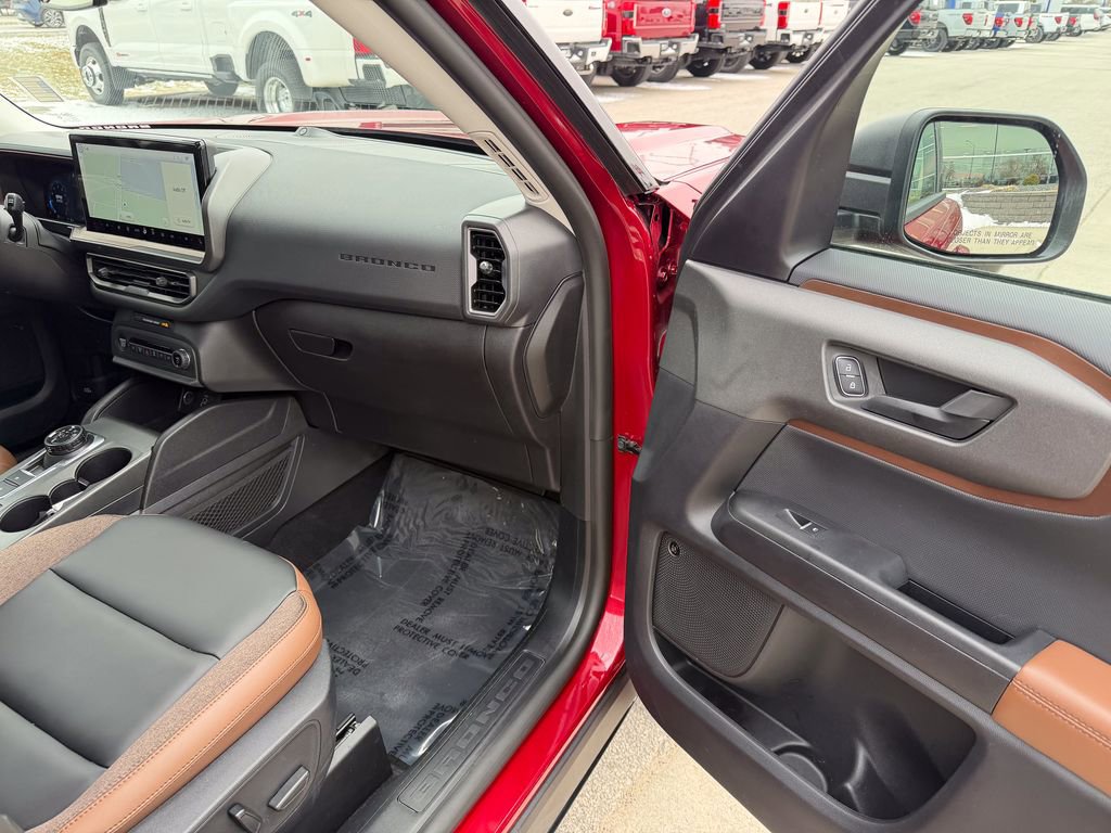 Certified 2025 Ford Bronco Sport Outer Banks w/ Outer Banks Tech Package+ image 17