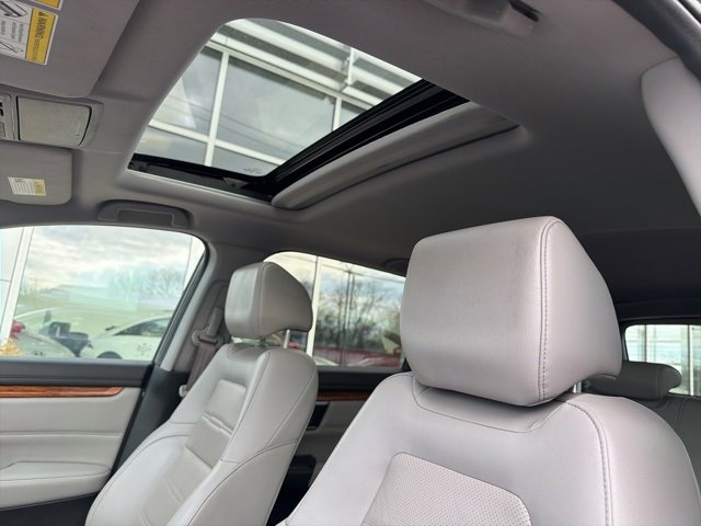Used 2017 Honda CR-V Touring image 13