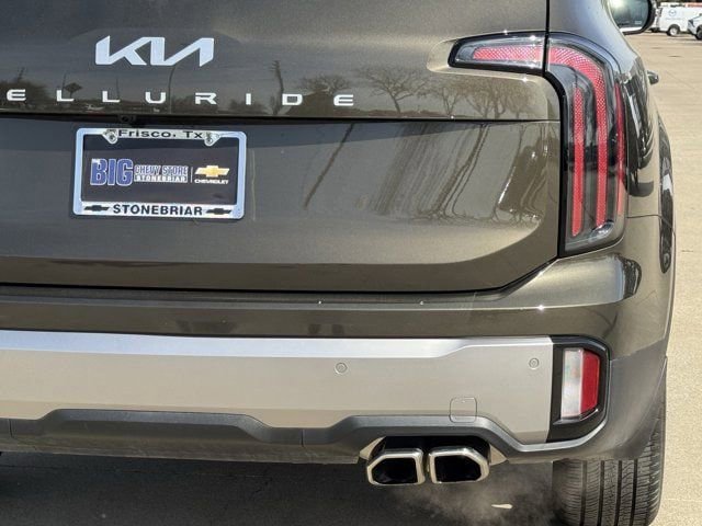 Used 2025 Kia Telluride EX w/ EX Captain's Chair Package FWD image 7