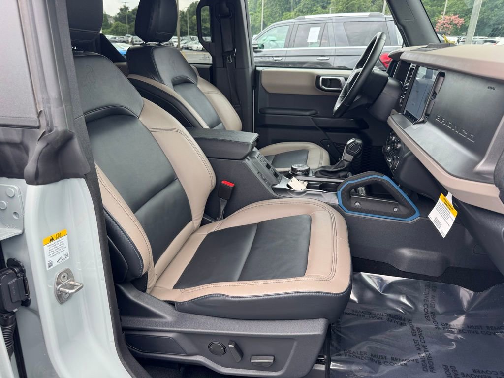 Used 2024 Ford Bronco Wildtrak image 24
