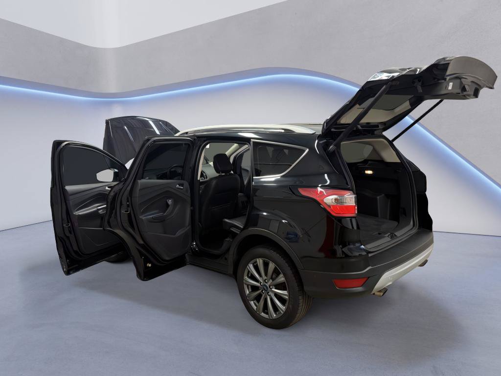 Used 2018 Ford Escape Titanium AWD/4WD image 12