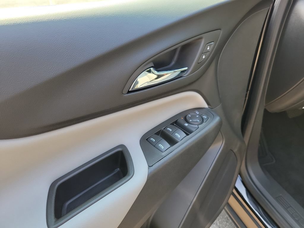 Used 2024 Chevrolet Equinox LS w/ LS Convenience Package FWD image 23