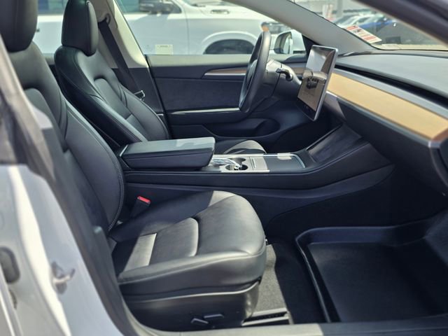 Used 2023 Tesla Model 3 Standard Range image 10