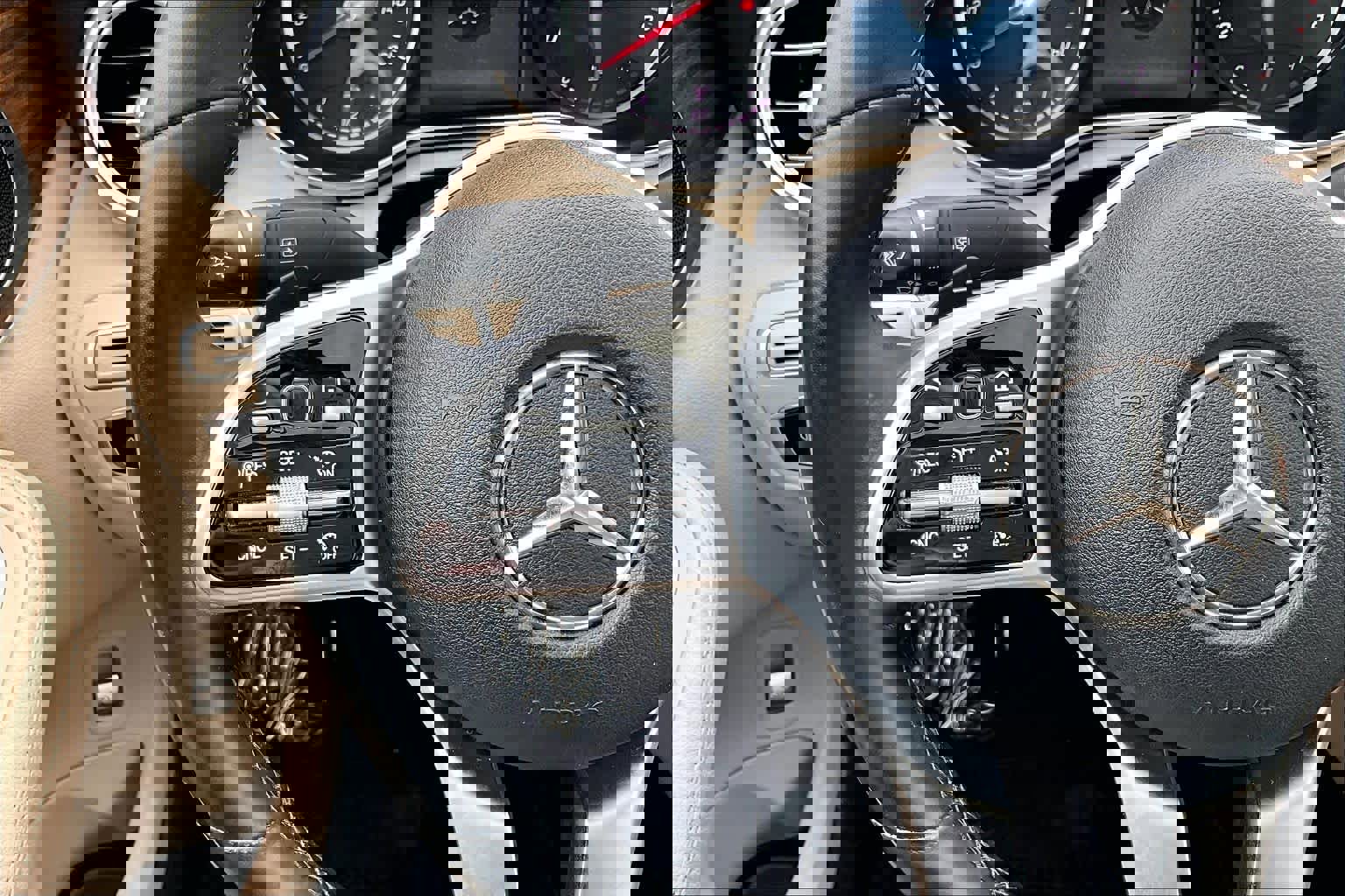 Used 2019 Mercedes-Benz C 300 C 300 image 24