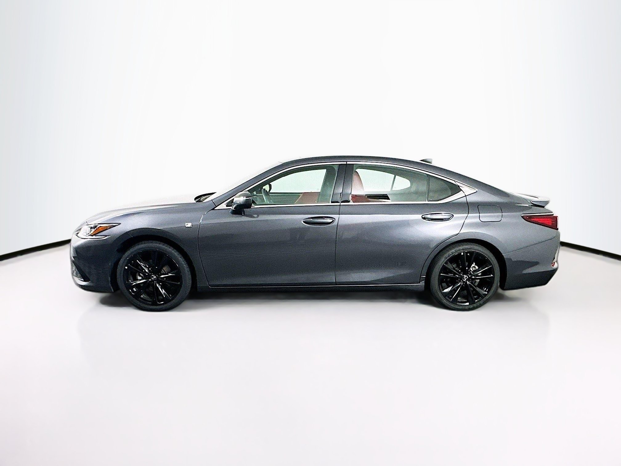 Used 2023 Lexus ES 350 F Sport w/ Accessory Package (Z2) FWD image 4