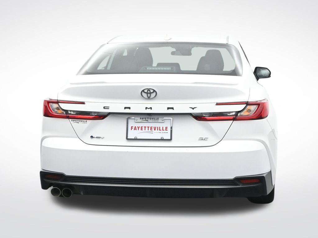 Used 2025 Toyota Camry SE FWD image 7