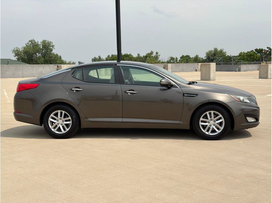 Used 2013 Kia Optima LX w/ Convenience Plus Pkg FWD image 9