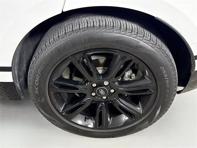 Used 2022 Land Rover Range Rover Velar R-Dynamic S image 33