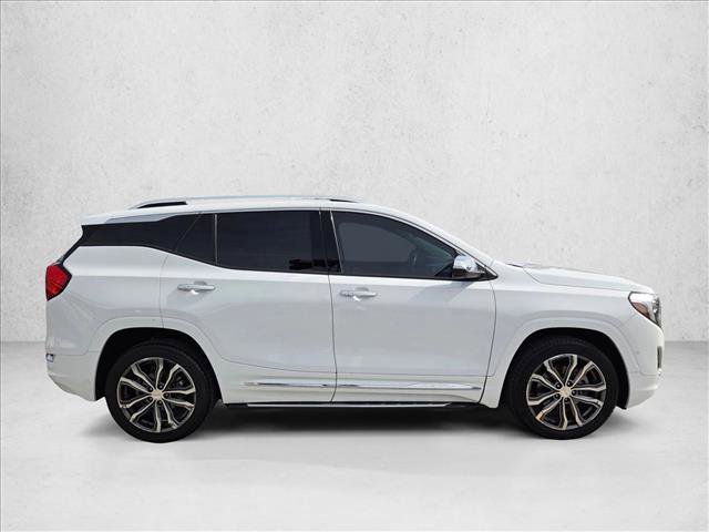 Used 2019 GMC Terrain Denali w/ Advanced Safety Package image 4