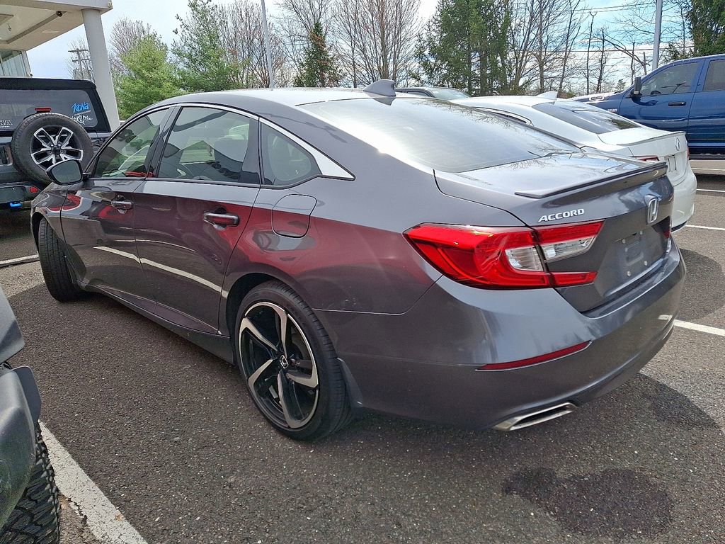 Used 2018 Honda Accord Sport image 6