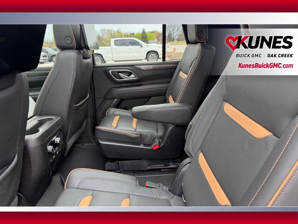 Used 2021 GMC Yukon AT4 w/ AT4 Premium Package AWD/4WD image 5