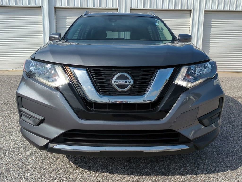 Certified 2020 Nissan Rogue SV image 9