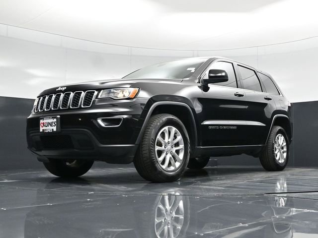 Certified 2022 Jeep Grand Cherokee Laredo E AWD/4WD image 53