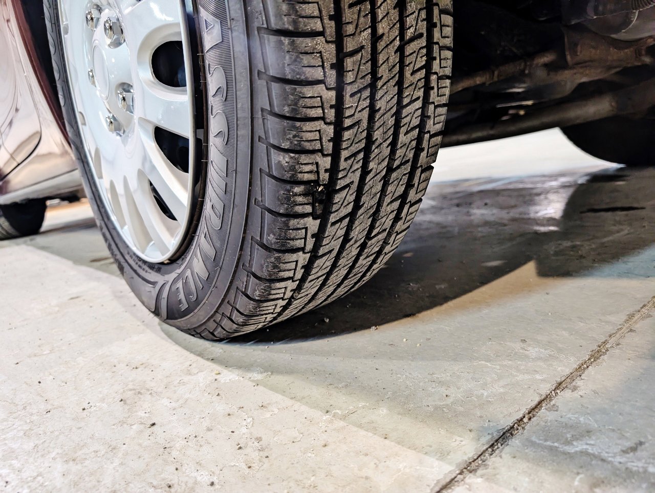 Used 2005 Toyota Camry XLE FWD image 51