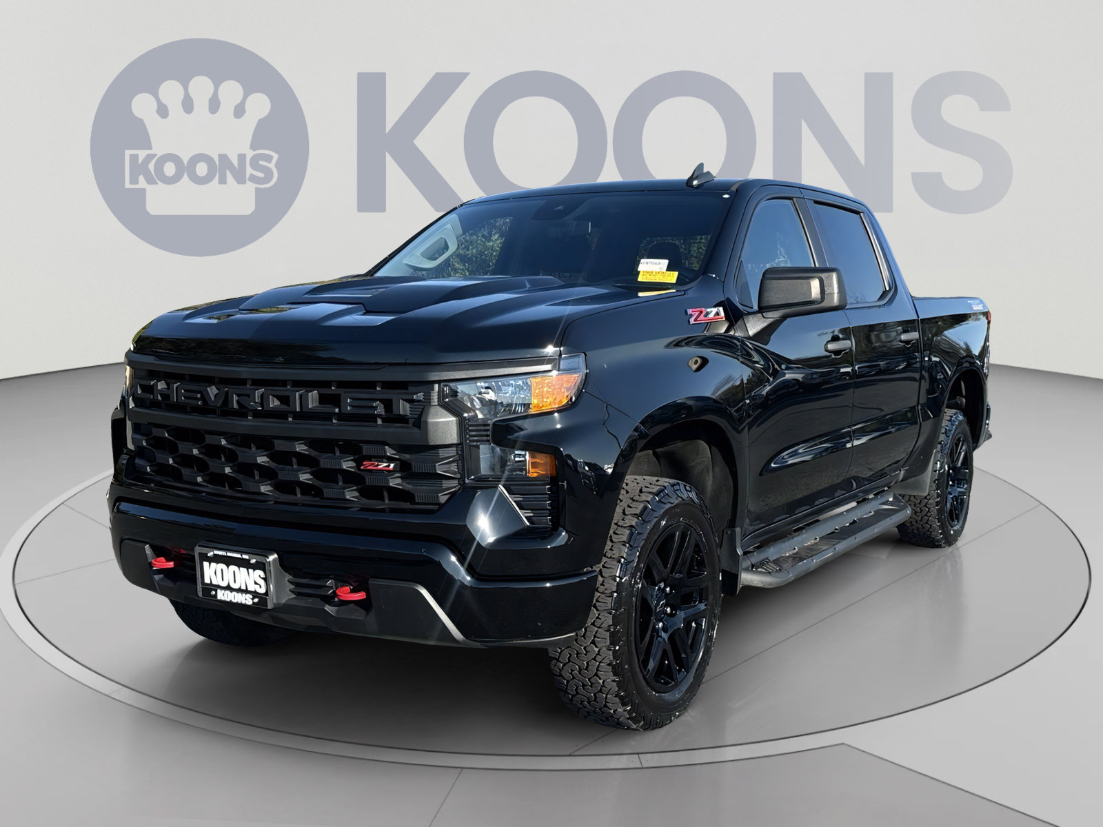 Used 2022 Chevrolet Silverado 1500 Custom Trail Boss w/ LPO, Dark Essentials Package AWD/4WD image 5