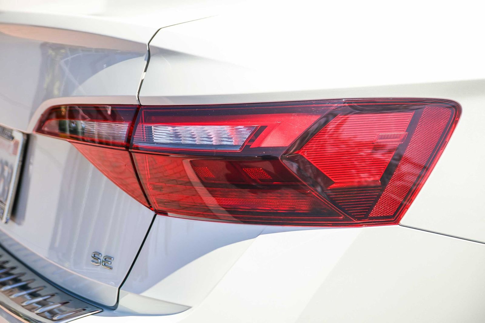 Used 2023 Volkswagen Jetta SE FWD image 7