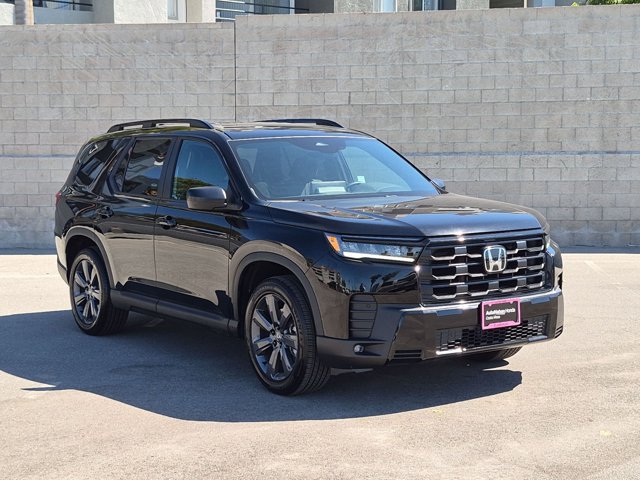 Used 2026 Honda Pilot Sport image 3
