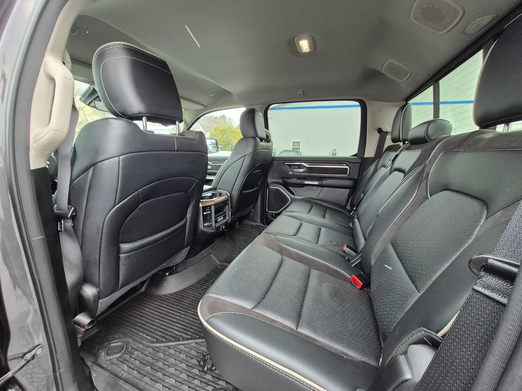Used 2022 RAM 1500 Laramie AWD/4WD image 24