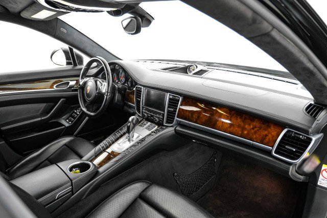 Used 2010 Porsche Panamera Turbo image 10