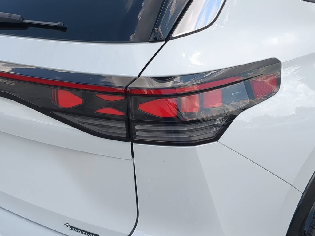 New 2026 Volkswagen Tiguan SEL R-Line AWD/4WD image 7