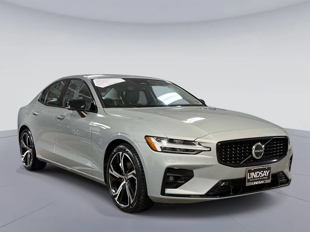 Used 2024 Volvo S60 B5 Plus w/ Climate Package AWD/4WD image 9