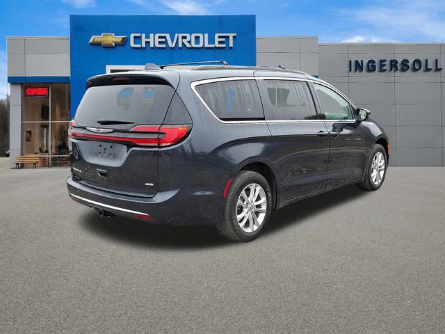 Used 2021 Chrysler Pacifica Touring image 26