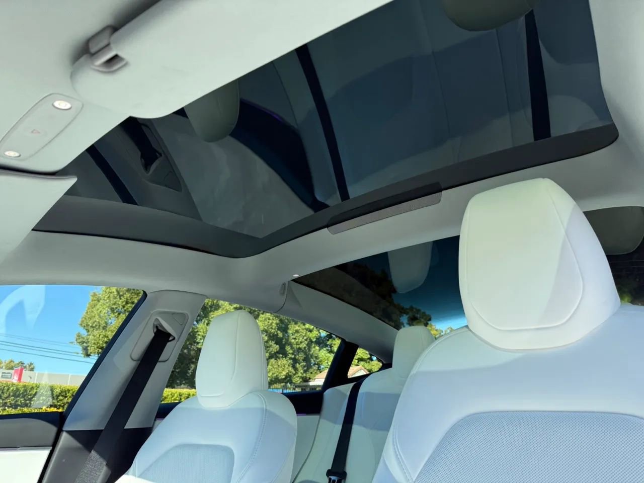 Used 2025 Tesla Model 3 Long Range image 16