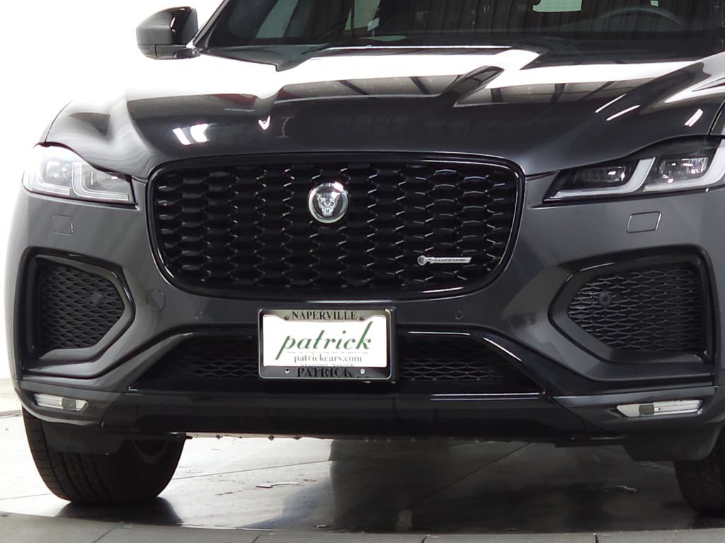 Used 2025 Jaguar F-PACE R-Dynamic S AWD/4WD image 12