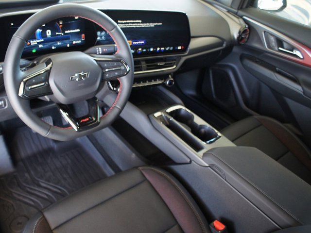 New 2025 Chevrolet Equinox EV RS image 2