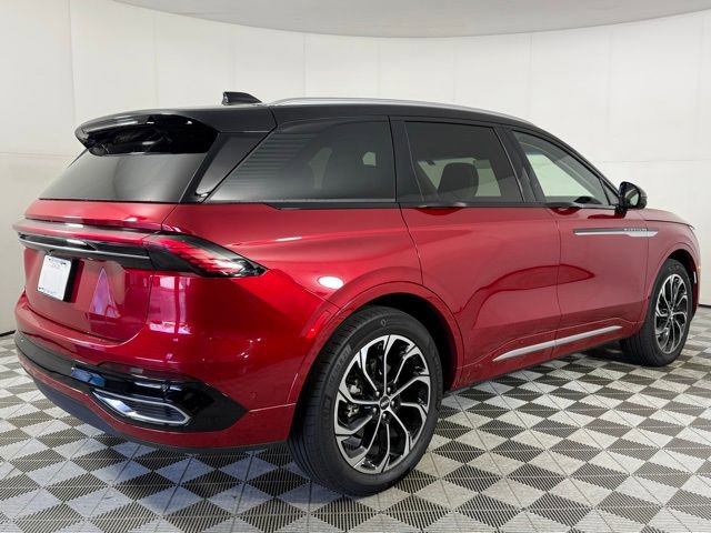 Used 2024 Lincoln Nautilus Reserve w/ Equipment Group 203A image 9