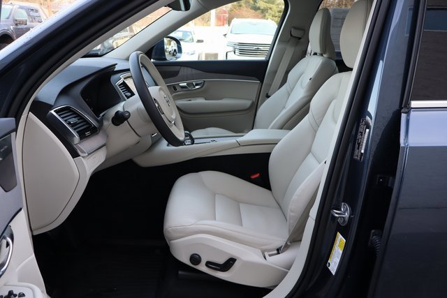 Used 2025 Volvo XC90 B6 Plus w/ Protection Package Premier image 20