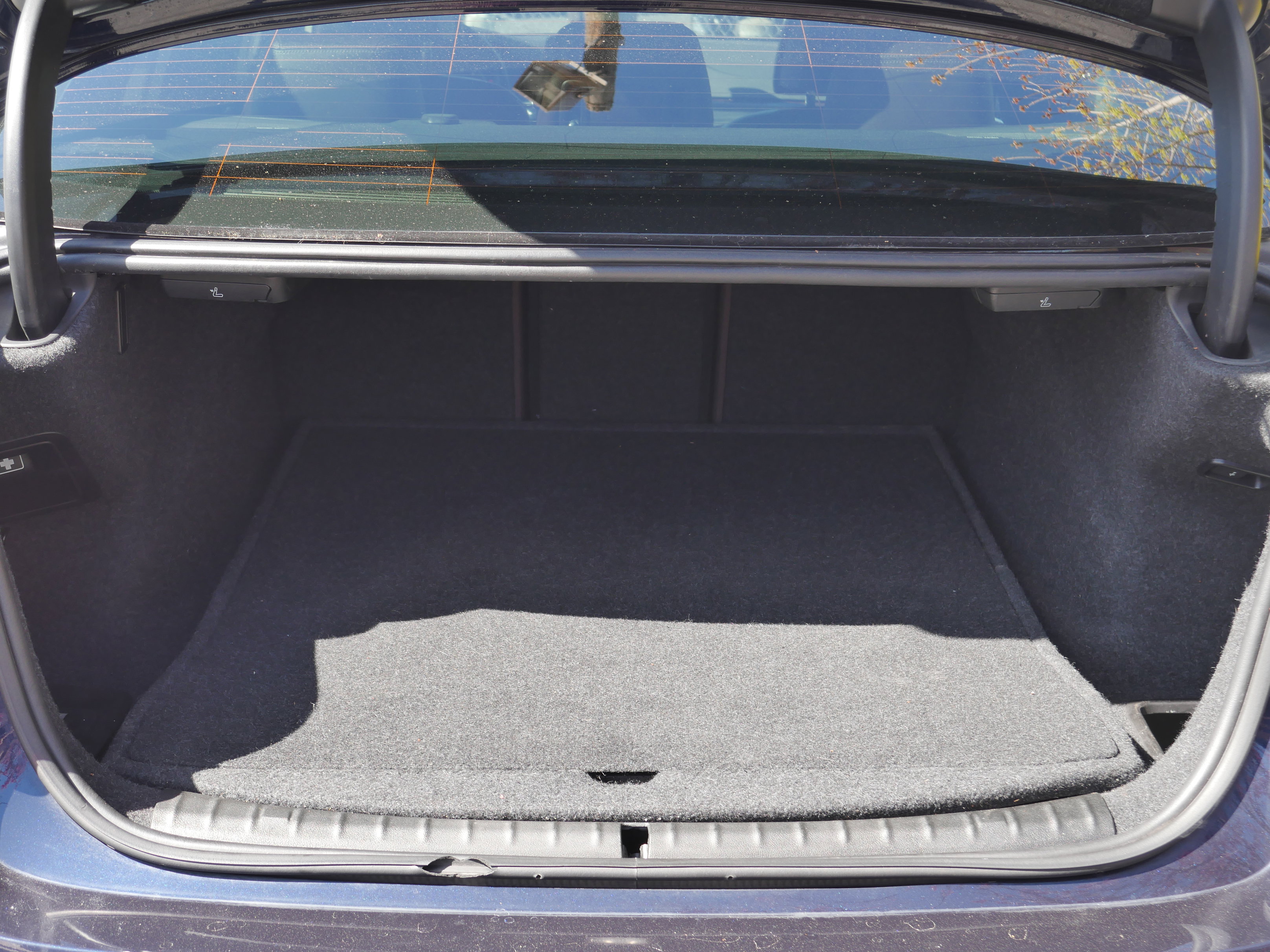 Used 2017 BMW 540i xDrive image 26