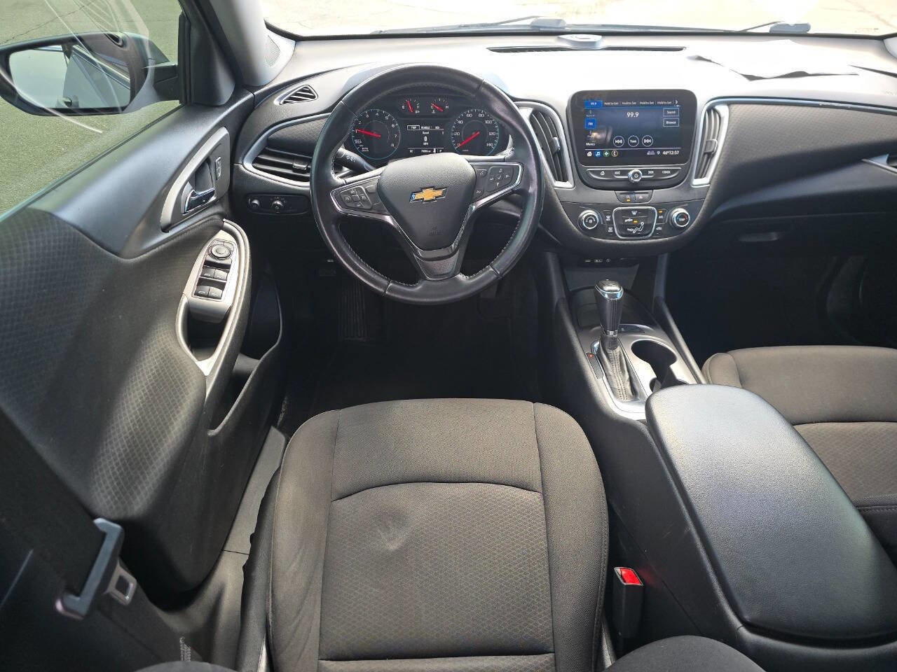 Used 2020 Chevrolet Malibu RS image 36