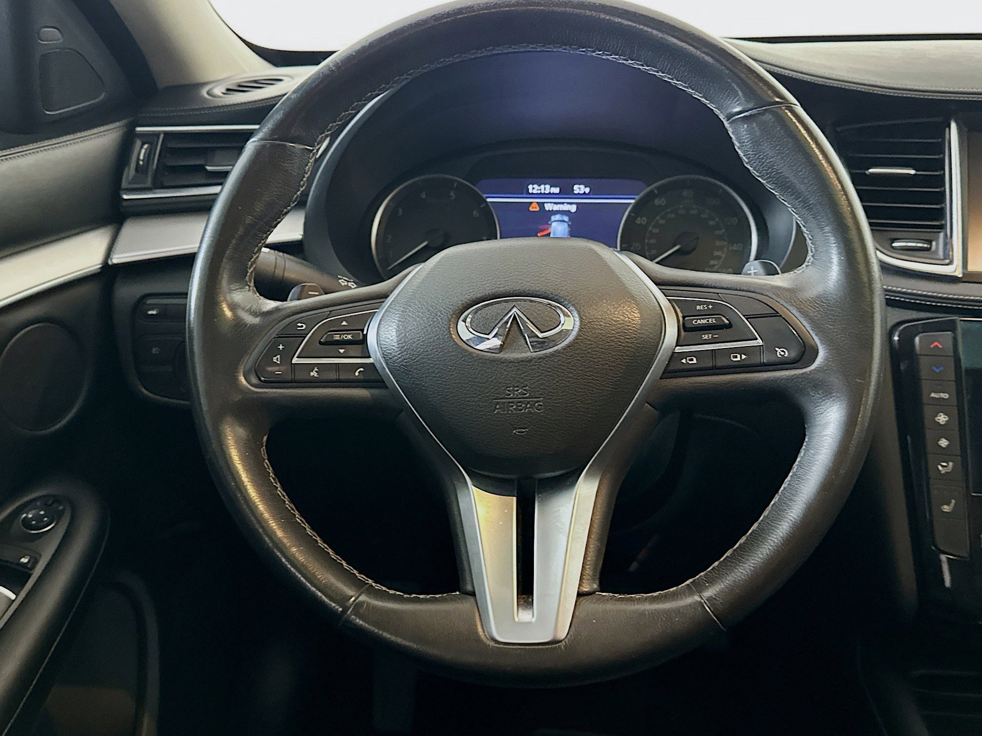 Used 2019 INFINITI QX50 Luxe w/ Navigation Package image 17