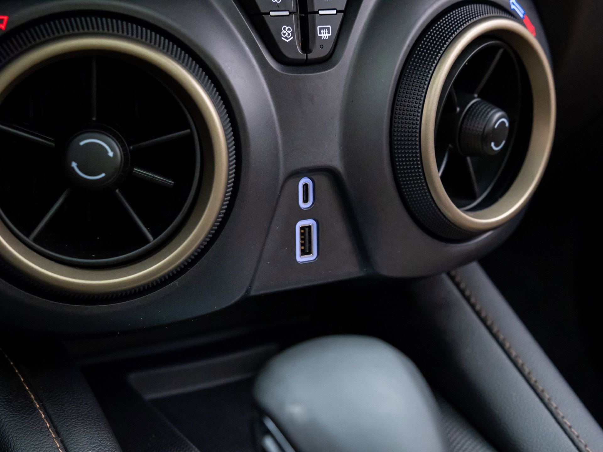 Used 2024 Chevrolet Blazer Premier w/ Driver Confidence II Package image 30