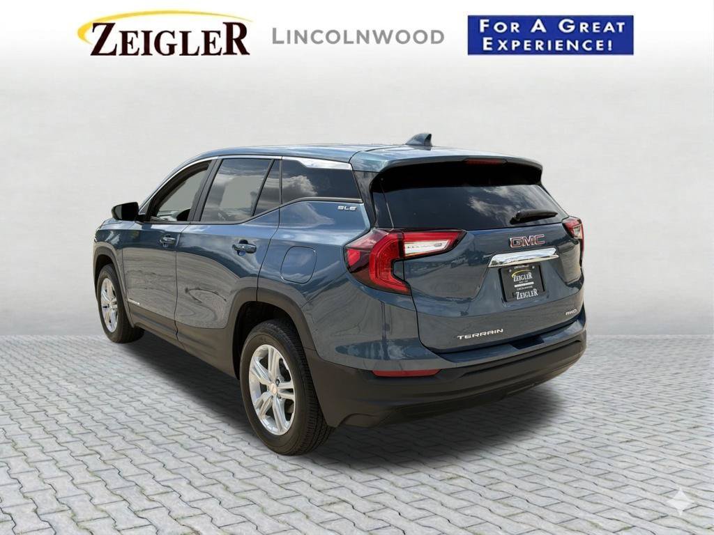 Used 2024 GMC Terrain SLE AWD/4WD image 4