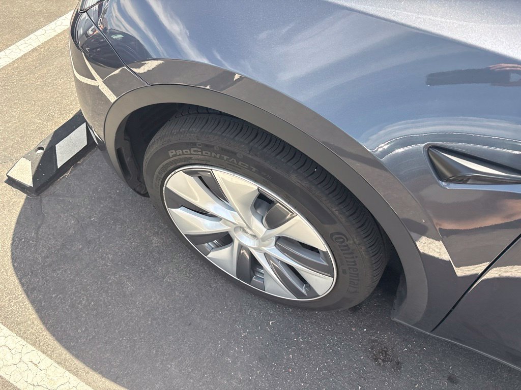 Used 2023 Tesla Model Y Long Range AWD/4WD image 7