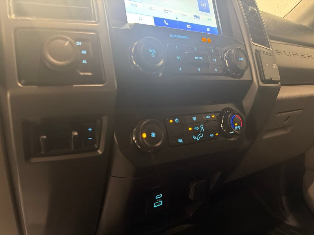 Used 2020 Ford F250 XLT AWD/4WD image 12